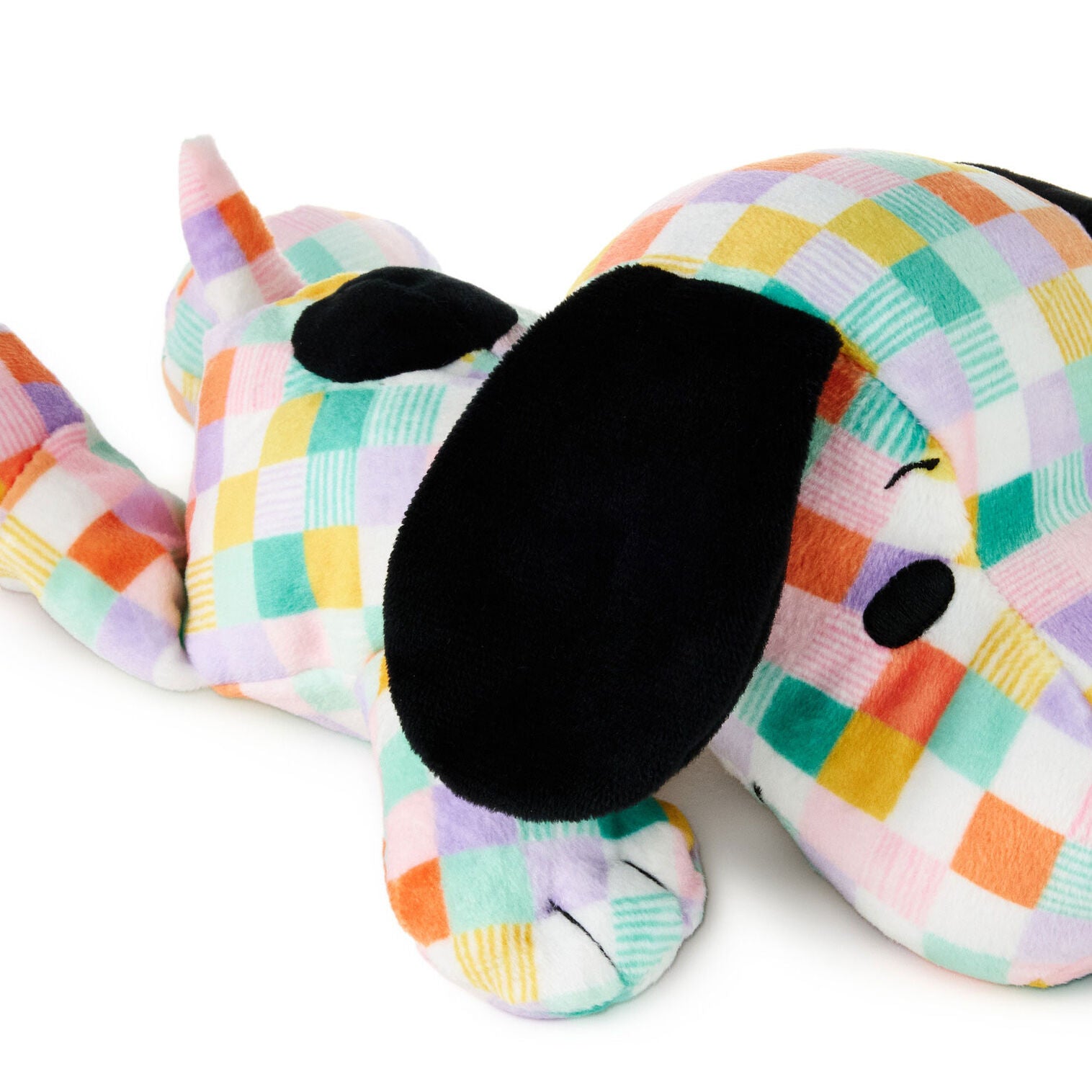 Spring Quilt Floppy Snoopy - Raymond's Hallmark