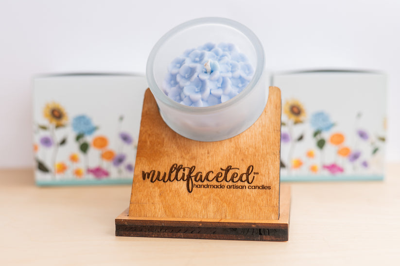 Hydrangea Flower Top Candle 8oz - Raymond's Hallmark