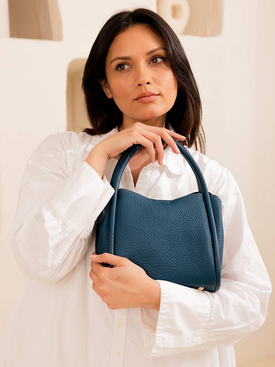 M2533 Ruby 3-Compartment Satchel w/ Dual Handles - Raymond's Hallmark